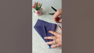 Проще уже не придумаешь! Как красиво сложить салфетки на праздничный стол. Быстро, просто и красиво