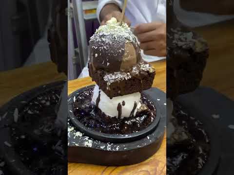 Special Hot chocolate Ice-cream sizzler || #icecream #sizzler #sizzling #tastyfood #love #lovesongs