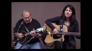 TISH HINOJOSA - Our Little Planet (2011) Live - Spanish &amp; English!