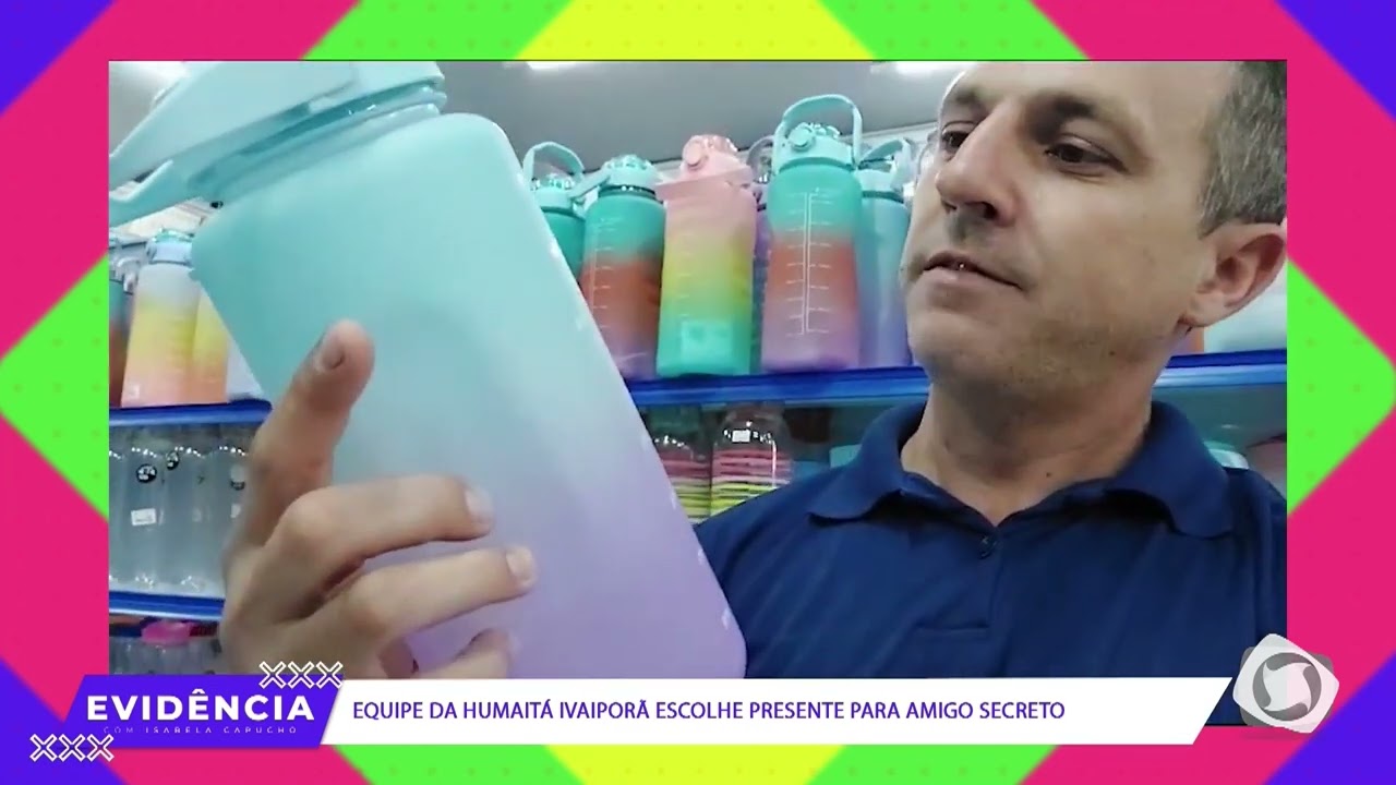 Evidência - Equipe da Rede Humaitá de Ivaiporã escolhe presente para amigo secreto