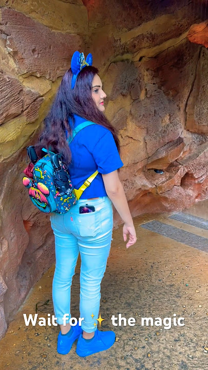 Magic in the air✨#disney #magic #epcot #moana #moanasong #disneyprincess