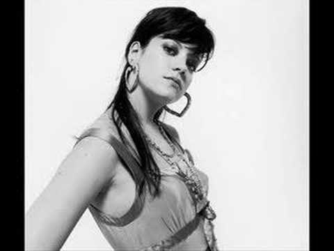 Lily Allen (+) Blank Expression