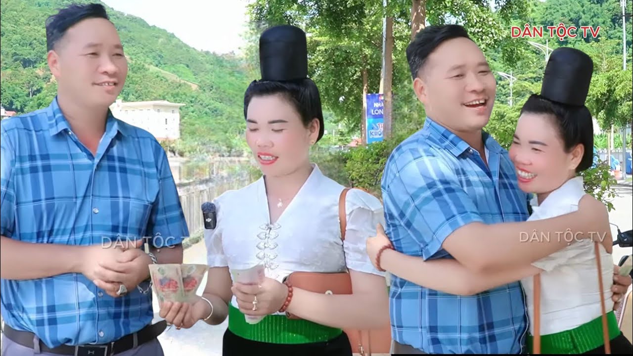 Lò phương có lòng tốt gửi tiền cho chị chơ làm nhà 