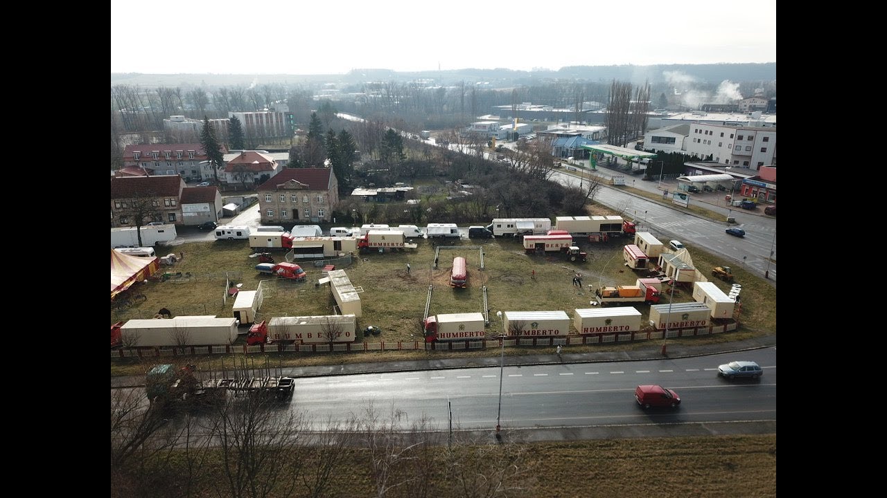 Příjezd Cirkusu Humberto do Kutné Hory