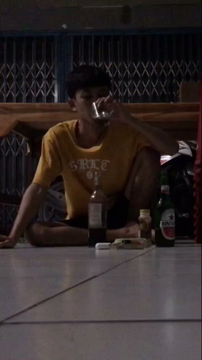 Bosen neng omah , aku neng omah bosen !