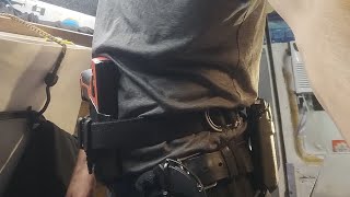 How to comfortably conceal Byrna pepperball pistol while driving - Deliveryman EDC