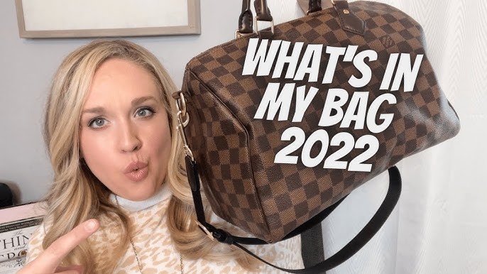 WHAT FITS INSIDE MY LOUIS VUITTON SPEEDY 30.. featuring my Louis