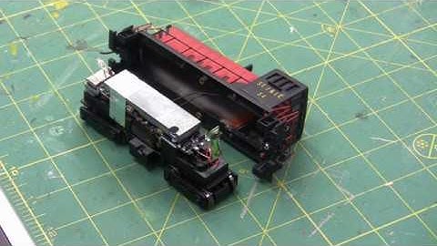 How to Install SoundTraxx Tsunami 2 DCC Decoder w Sound and Keep Alive - Bachmann 70  Ton Switcher