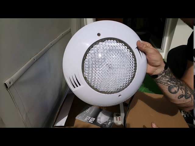 Projecteur Ubbink spécial piscine bois