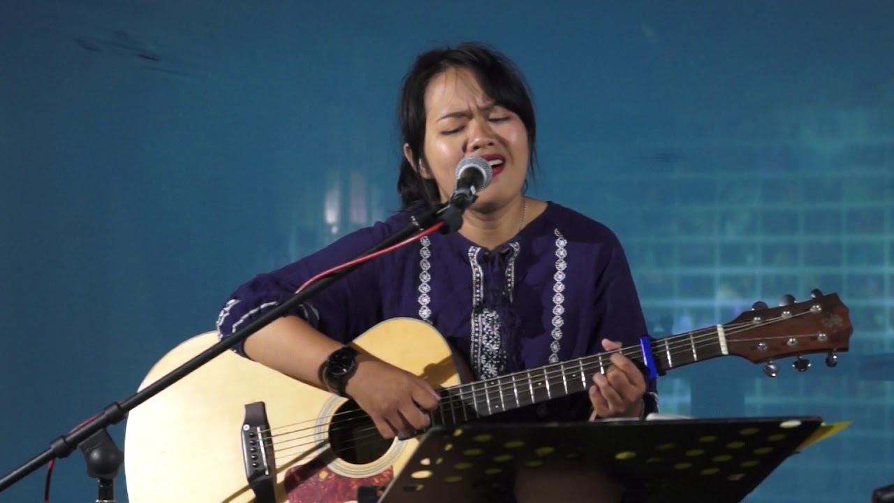 Miin 米印 & 阿懌 f5 海邊（米印作品）草地音樂@鐵花村 20191103