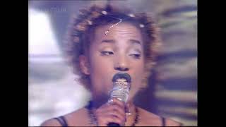 Mousse T Feat Hot 'n' Juicy - Horny (First Appearance) -  TOTP - 05 06 1998
