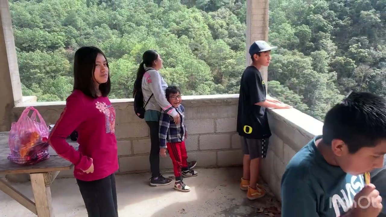 Visitando  la cascada de Santa Catarina Noltepec