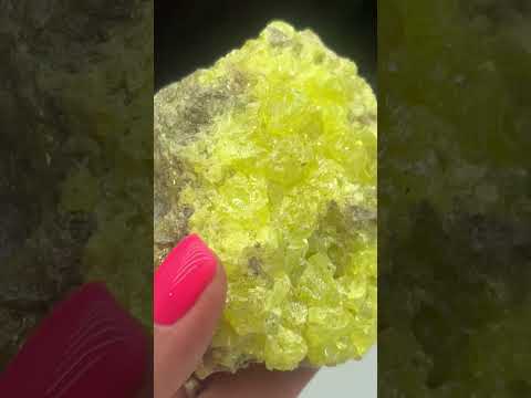 СІРКА самородна - натуральний необроблений камінь - Перу, видео 1