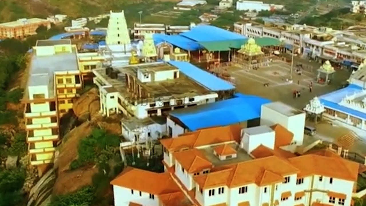 Old Yadagiri gutta Lakshmi Narasimha swamy temple