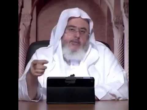 حضور الوليمة من غير دعوه