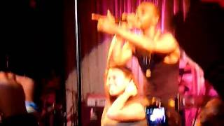 ON STAGE WITH MARIO 101309
