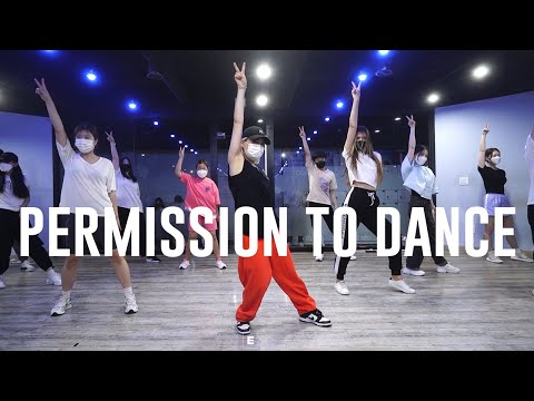 BTS 방탄소년단-  Permission to Dance COVER DANCE SORA