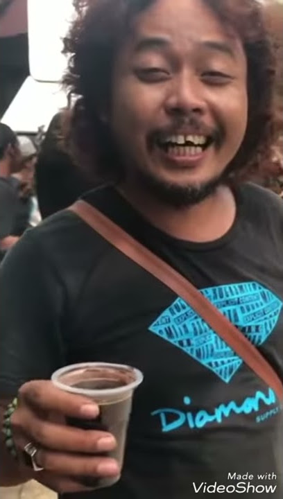 Kopi hitam kupu-kupu