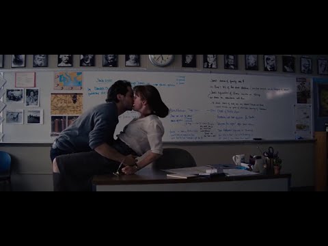 Julianne Moore hot scenes from English Teacher