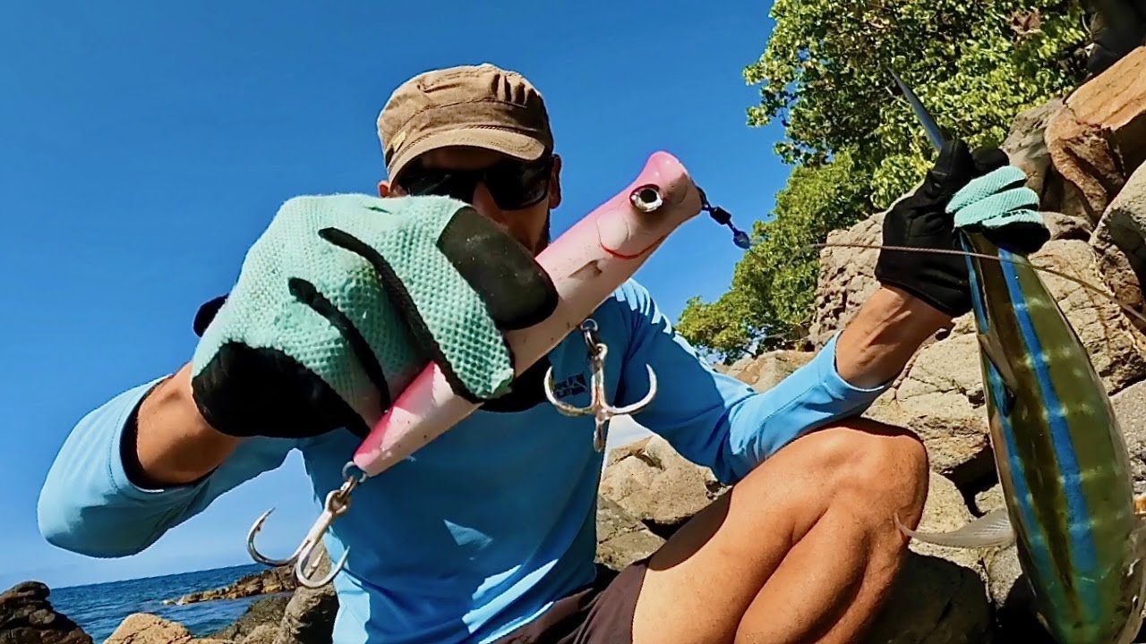2 Jours De Pêche Solo Sur Une Île Tropicale - Grosse Surprise Au Popper