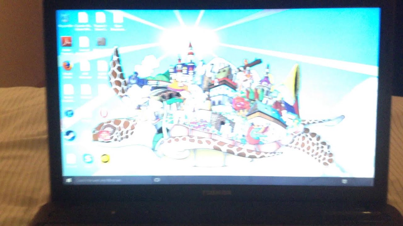 Toshiba window 7 laptop computer PLEASE HELP/screen flickering/freaking