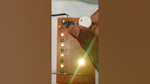 A astable multivibrator with adjustable speed LED flashing and blinking circuit#bestsong #shortvideo