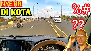 Belajar| Praktek Menyetir Mobil Manual Di Tikungan Dan Turunan ( Kota )