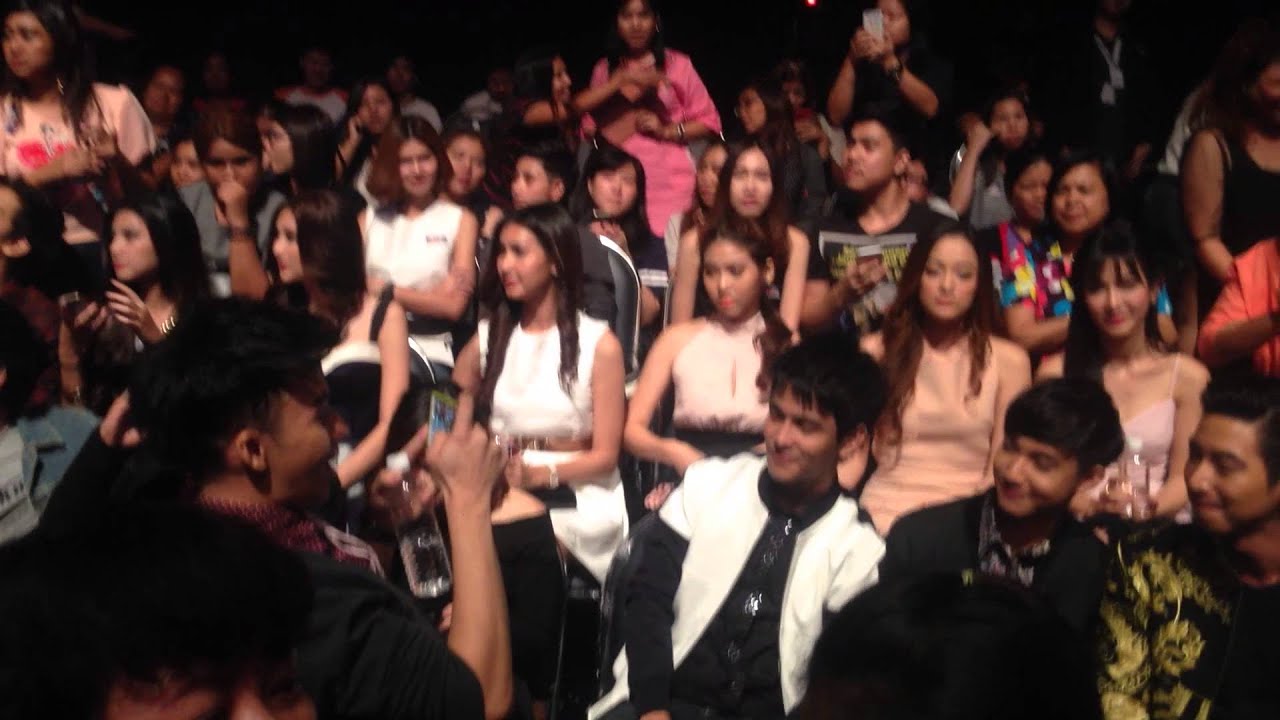 #thestar11 ตั้มละรุ่นพี่ร้อยเสียง(กัน ริท โน่ นท เต้_วีคมินิคอนเสิร์ต 15 นาที