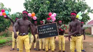 非洲黑人喊话肌肉男祝福生日快乐订制微信wechat: 1239370730 非洲猛男兄弟祝福视频影片案例。祝马淑华女士，生日快乐，身体健康，幸福美满。爱你呦么么哒          --好大儿
