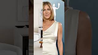 How Rich is Jennifer Aniston?