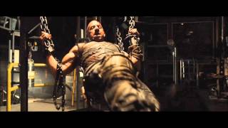 Riddick, El Amo de la Oscuridad - CLIP: Santana Intenta Ejecutar a Riddick