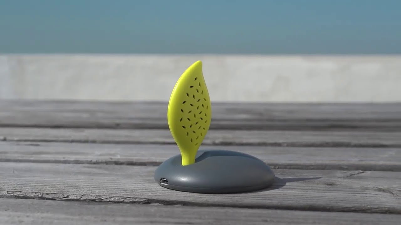 AirQuality™ - Wireless Temperature, Humidity, VOC & CO2 Sensor | iBebot videoAirQuality -| Indiegogo