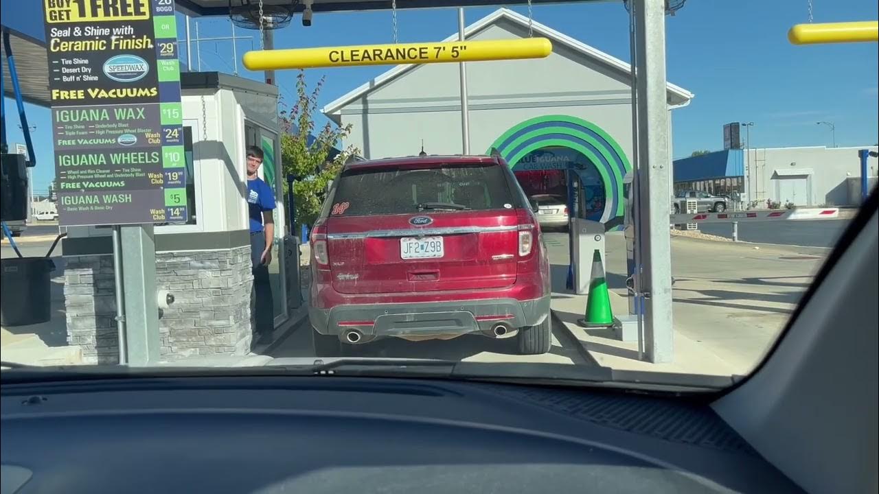 Sonny's Tunnel w/ Ryko SoftGloss Brushes Blue Iguana Car Wash