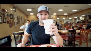 Easton Corbin - Easton Eats - Meat & Three (Arnold's)