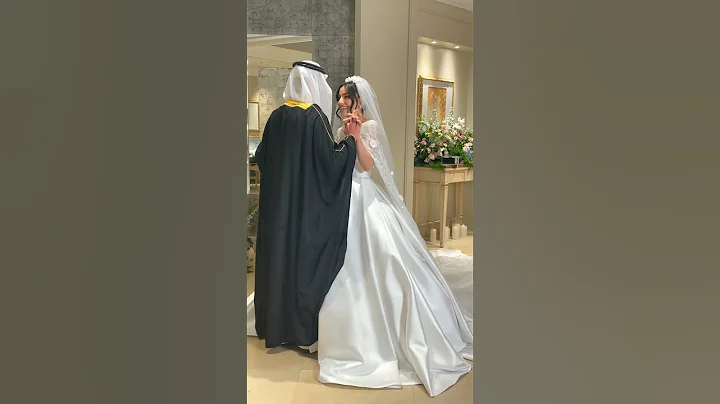 Cake and giggles 🥰😃!