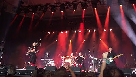 Thumbnail of Red Hot Chilli Pipers "Fat-Bottomed Girls"