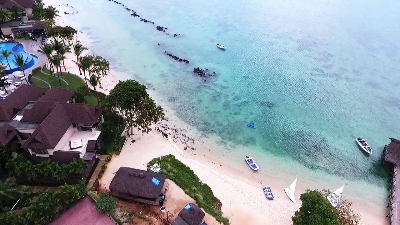 Drone flying over Port Chambly, baie du tombeau and intercontinental