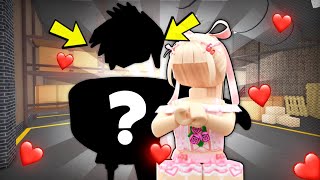 He ASKED ME To BE HIS VALENTINE..?(Roblox Murder Mystery 2)