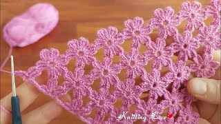 Stunning, Simple, and Lovely Crochet Flower Design for an Extraordinary New Year's Gift