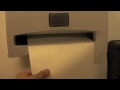 カナダのトイレにあった手拭きのペーパー
