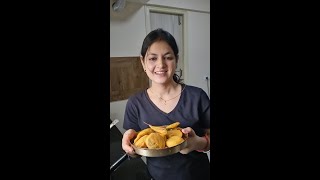 जब भी शाम में भूख लगती थी, मम्मी यही बनाती थी 😊| Aaloo Chop/ Aaloo Bonda