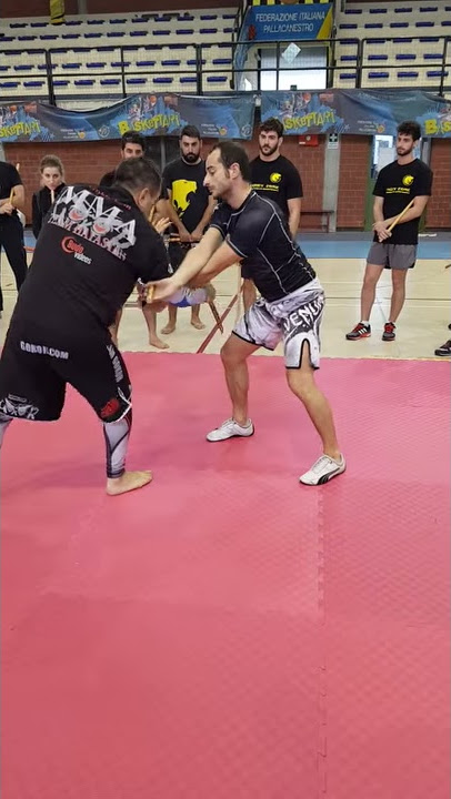 Escrima defence  by Sifu Wojciech Adamusik