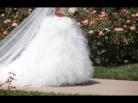 What Is the Thing That Goes Under Wedding Dresses to Make Them Poof? 