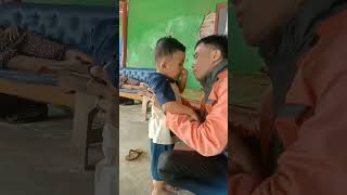 Salim Dulu Sebelum Ayah Berangkat Kerja