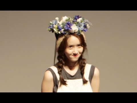 Yoona - Exit Movie Greeting Premiere at CGV Apgujeong 190815 엑시트 무대인사 CGV 앞구정