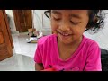 Live Ghania mewarnai dengan pasir pasiran