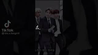 BTS JIMIN TİK TOK VİDEOSU ISTERSEM SEVGILI YAPARIM AMA...#JM #JIMIN #SHORT💕 Resimi