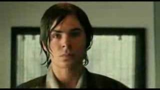 YTP - Zac Efron Sees Things In The Mirror