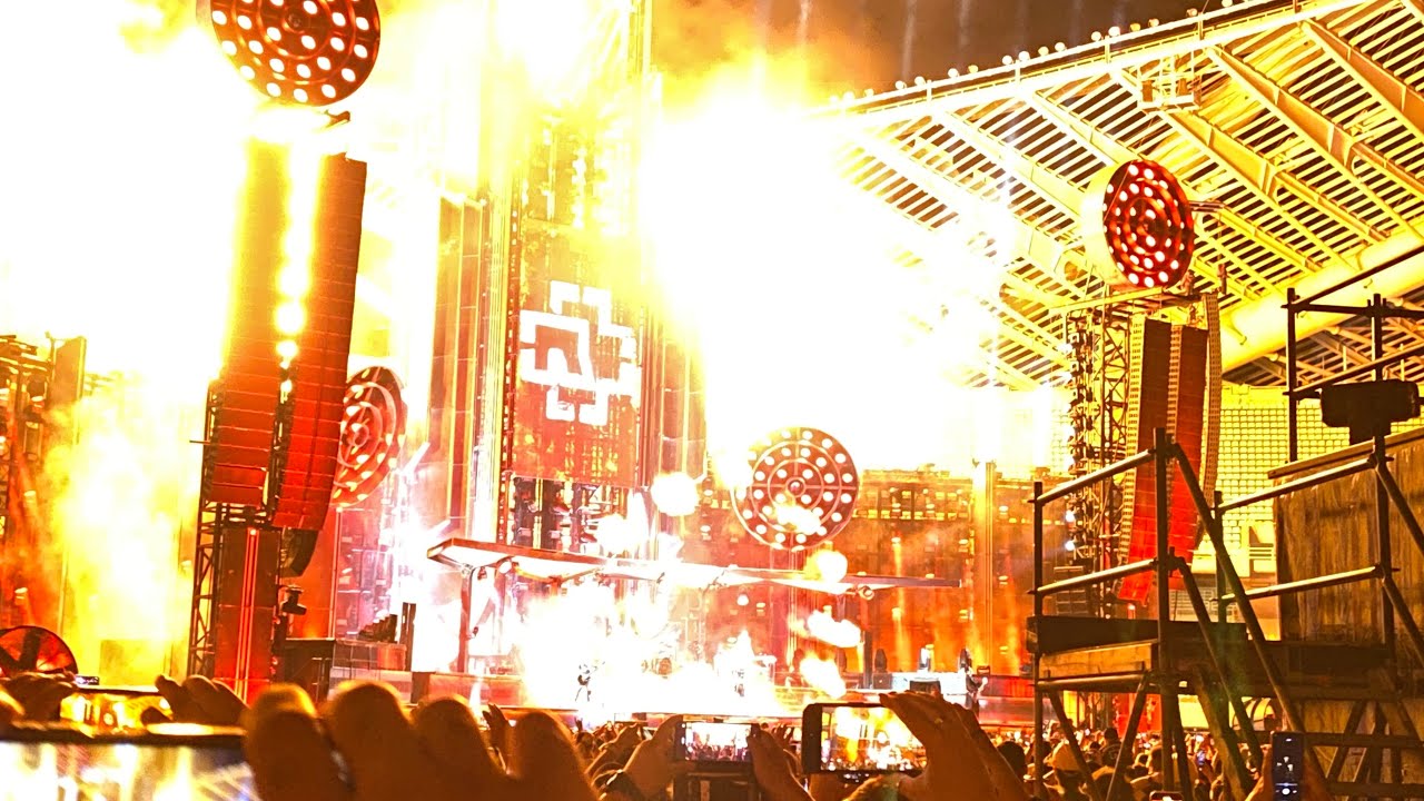 Rammstein - Du Riechst So Gut - Live in Athens 30.05.2024 - YouTube