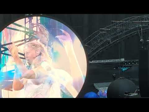 Elyanna - Opening Act for Coldplay Concert Miami 2025